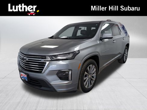 Used 2023 Chevrolet Traverse Premier image 1