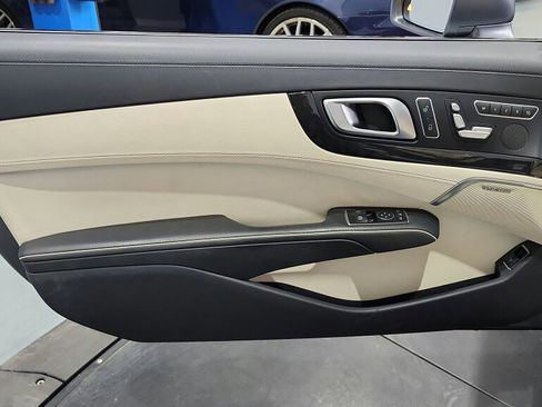 Used 2017 Mercedes-Benz SL 450 image 25