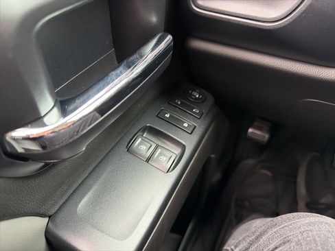 Used 2015 GMC Sierra 1500 2WD Regular Cab w/ Sierra Convenience Package image 16