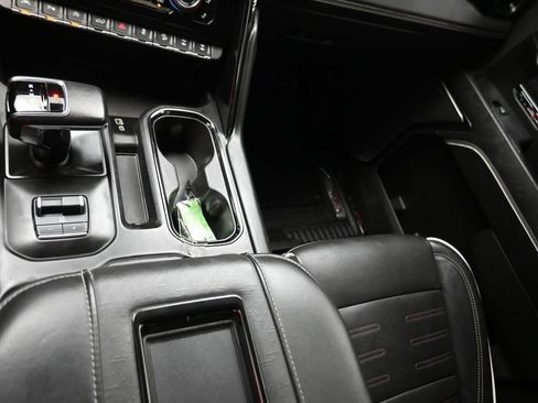 Used 2022 GMC Sierra 1500 AT4X AWD/4WD image 9