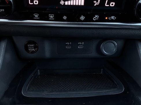 Used 2025 Nissan Rogue SV FWD image 26
