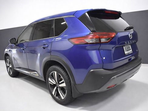 Certified 2023 Nissan Rogue SL image 3