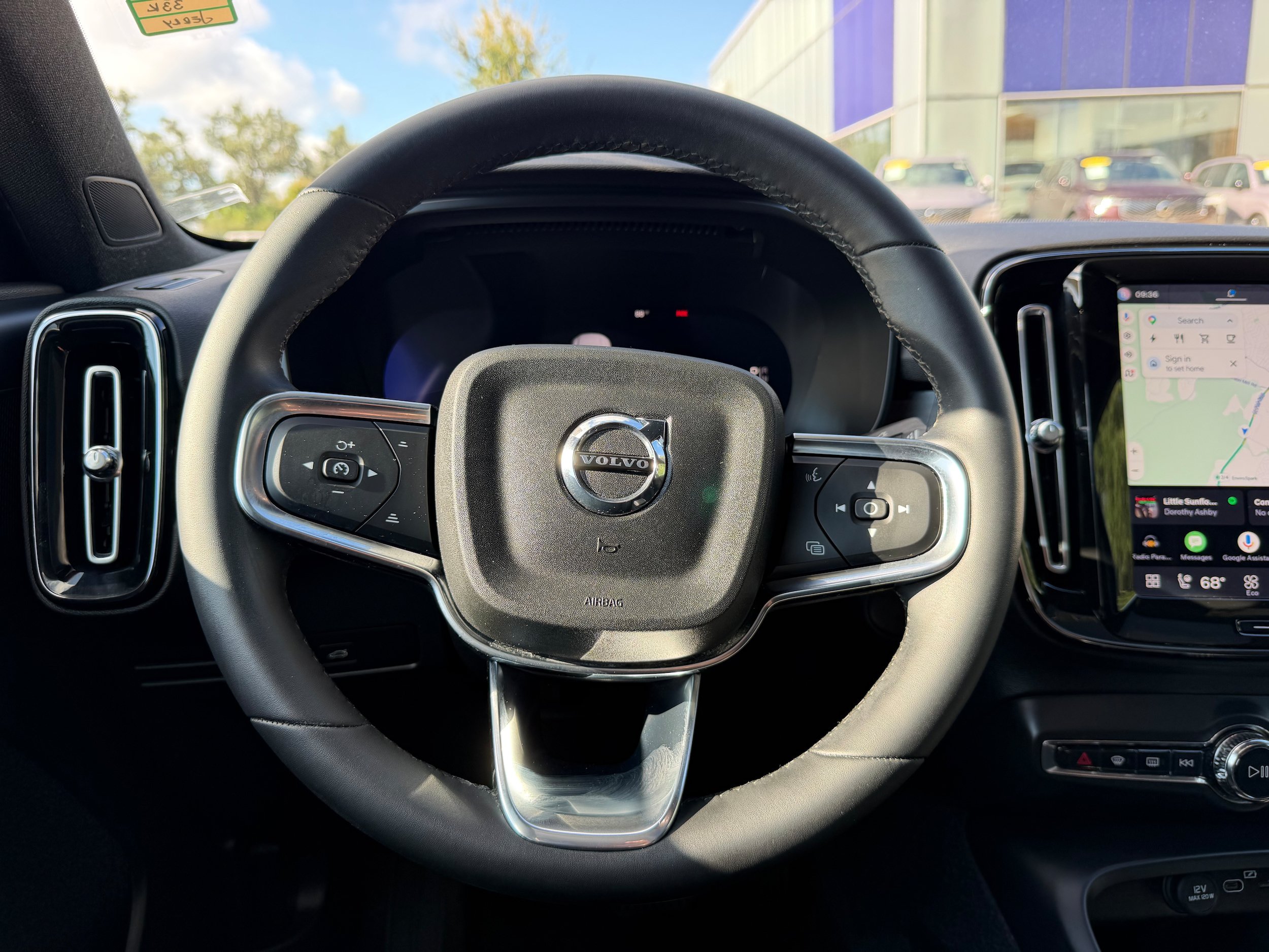 Certified 2023 Volvo C40 P8 Recharge Ultimate AWD/4WD image 17