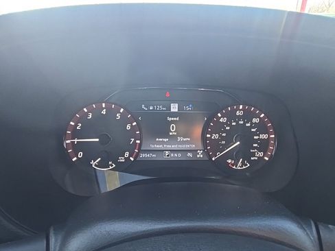 Used 2024 Nissan Frontier PRO-4X w/ Technology Package image 16