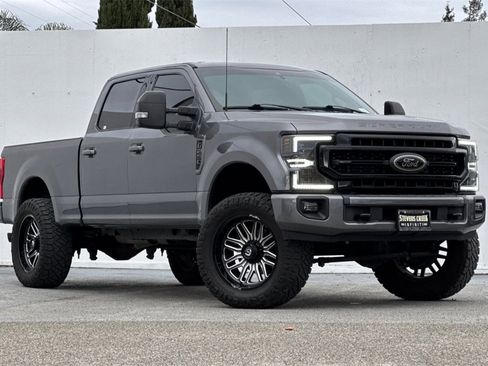 Used 2022 Ford F250 Lariat w/ FX4 Off-Road Package image 2