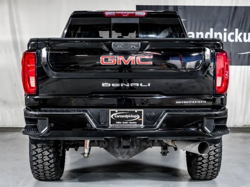 Used 2023 GMC Sierra 3500 Denali w/ Denali Black Diamond Edition AWD/4WD image 9