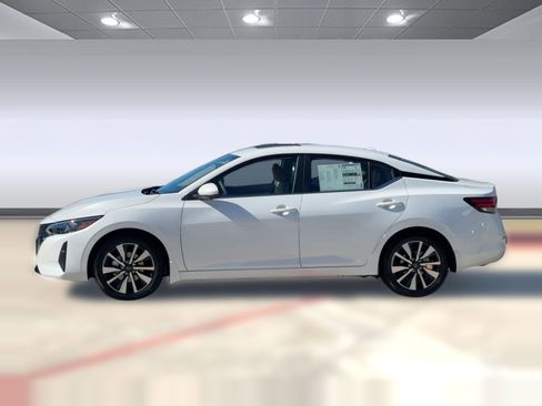 New 2025 Nissan Sentra SV w/ SV Premium Package image 2