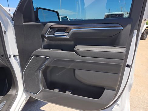 Certified 2026 Chevrolet Silverado 1500 LT AWD/4WD image 24