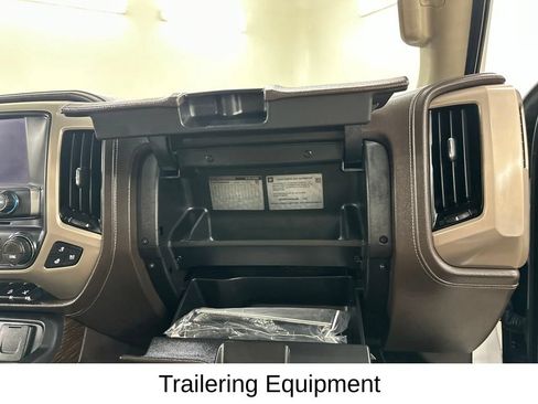 Used 2017 GMC Sierra 1500 Denali w/ Denali Ultimate Package AWD/4WD image 24