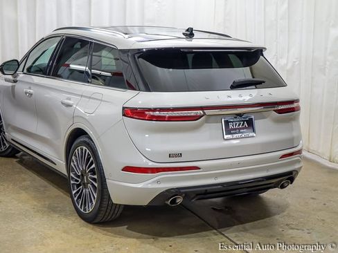 Used 2021 Lincoln Corsair Grand Touring w/ Equipment Group 301A AWD/4WD image 5