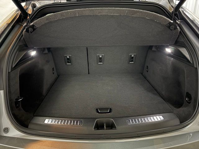 Used 2023 Cadillac XT4 Sport w/ Sun And Sound Package AWD/4WD image 11