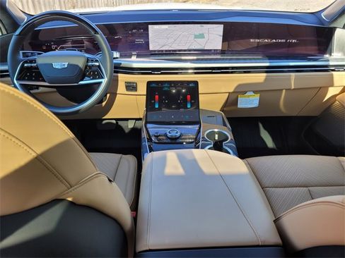 New 2026 Cadillac Escalade IQL Sport 2 w/ LPO, Floor Liner Package image 12