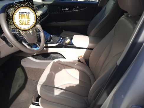 Certified 2023 Lincoln Nautilus AWD w/ Premium Package image 8