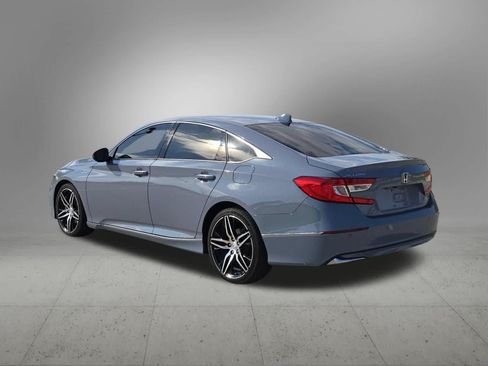 Used 2021 Honda Accord Touring image 4