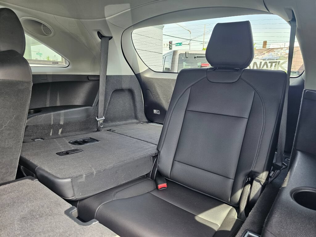 Used 2019 Acura MDX w/ Technology Package AWD/4WD image 19