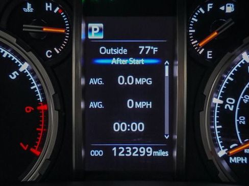 Used 2020 Toyota 4Runner TRD Pro AWD/4WD image 6