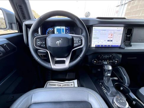 Used 2024 Ford Bronco Big Bend image 6