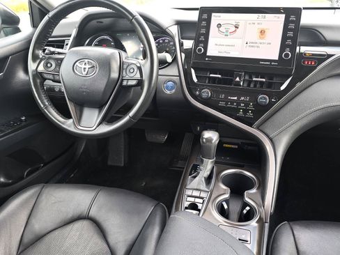Used 2024 Toyota Camry XSE w/ Cold Weather Package FWD image 11