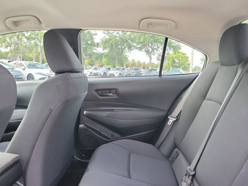 Used 2023 Toyota Corolla LE FWD image 14