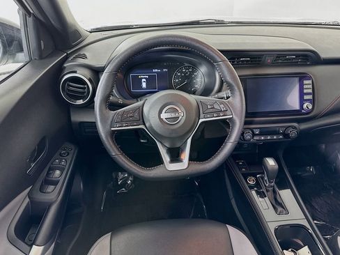 Certified 2023 Nissan Kicks SR w/ SR Premium Package image 31