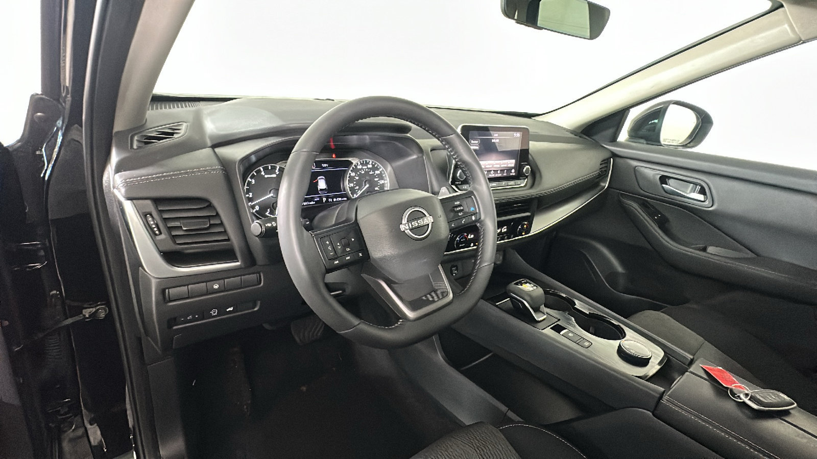 Certified 2026 Nissan Rogue SV w/ Cold Weather Package AWD/4WD image 18