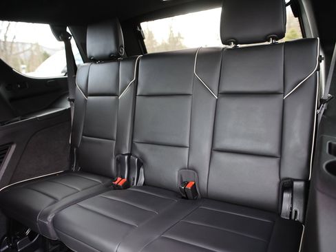 Used 2021 Cadillac Escalade Sport w/ Driver Assist Tech Package image 26