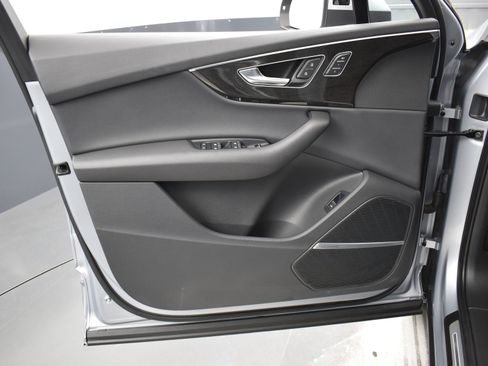 Used 2022 Audi Q7 3.0T Premium Plus image 10