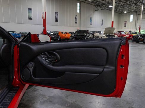 Used 2001 Pontiac Firebird Trans Am RWD image 32