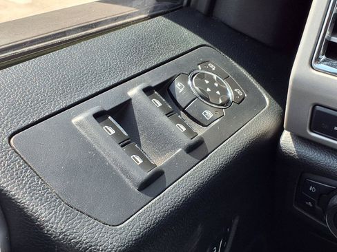 Used 2015 Ford F150 Lariat w/ Equipment Group 502A Luxury RWD image 11