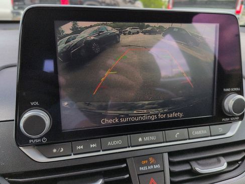 Used 2025 Nissan Altima 2.5 SR FWD image 17