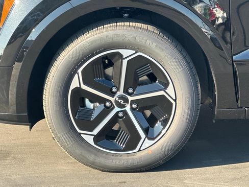 New 2026 Kia Niro SX image 26