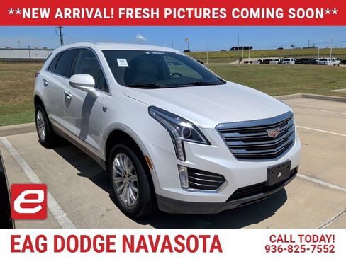 Used 2019 Cadillac XT5 FWD image 1