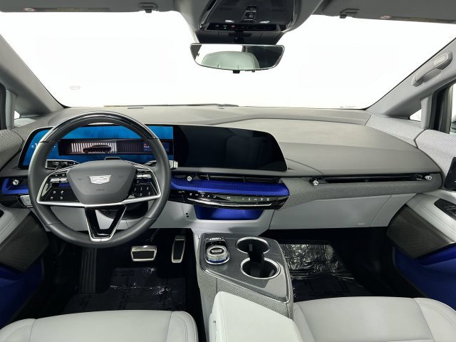 Used 2027 Cadillac Optiq Luxury RWD image 20