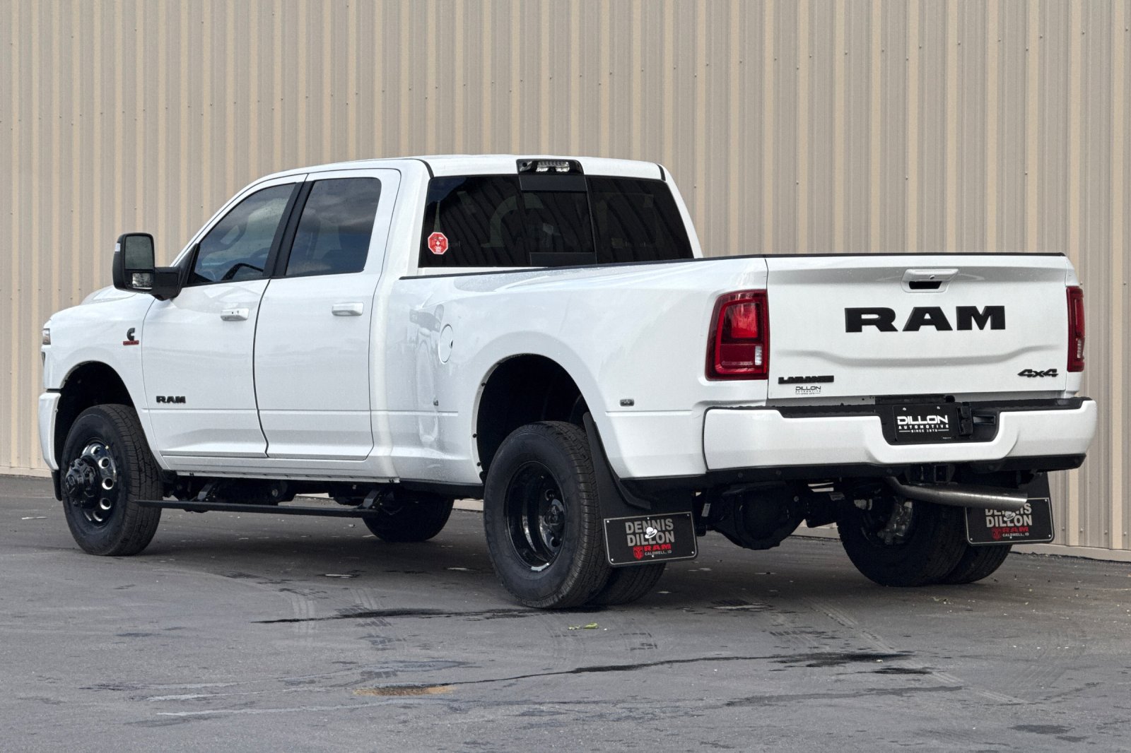 New 2026 RAM 3500 Laramie AWD/4WD image 4