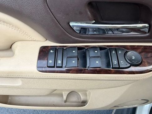 Used 2014 GMC Yukon Denali AWD/4WD image 17
