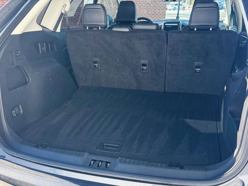 Certified 2024 Ford Edge SEL w/ Convenience Package image 6