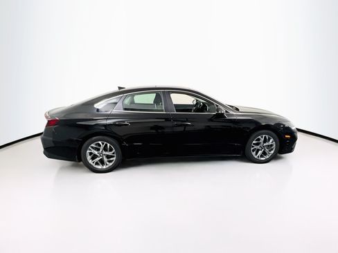 Used 2023 Hyundai Sonata SEL w/ Convenience Package FWD image 4
