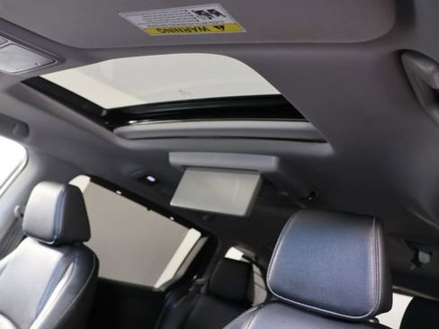 Used 2024 Honda Odyssey Touring image 19