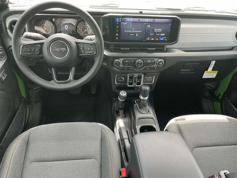 New 2025 Jeep Gladiator Sport image 11