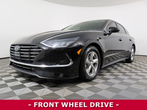 Used 2022 Hyundai Sonata SE w/ Preferred Accessory Package image 3