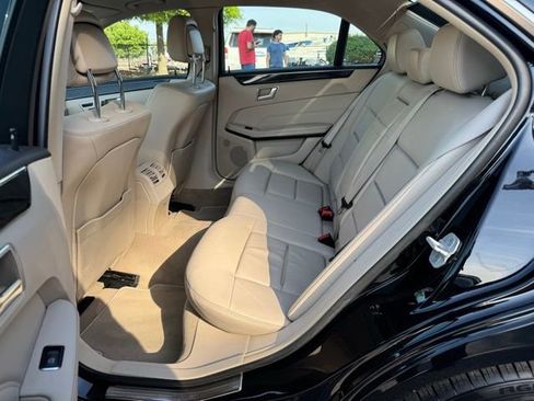Used 2016 Mercedes-Benz E 350 4MATIC Sedan image 14