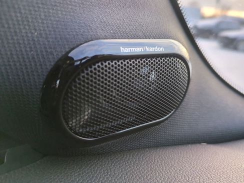 Used 2017 MINI Cooper S image 31