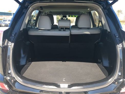 Used 2017 Toyota RAV4 XLE image 13