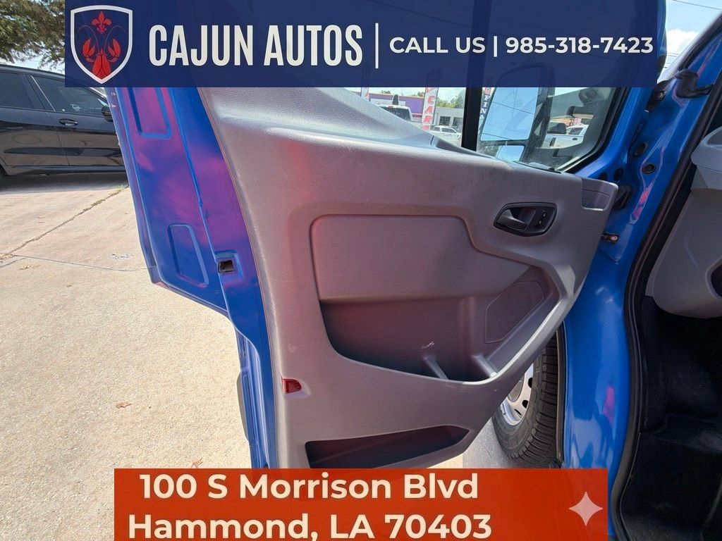 Used 2018 Ford Transit 250 148 Medium Roof RWD image 15