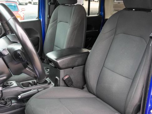 Used 2019 Jeep Wrangler Unlimited Sport S AWD/4WD image 7