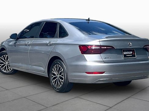 Used 2020 Volkswagen Jetta SE FWD image 12