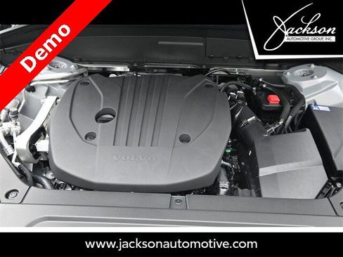 New 2025 Volvo XC90 B5 Core w/ Protection Package image 28