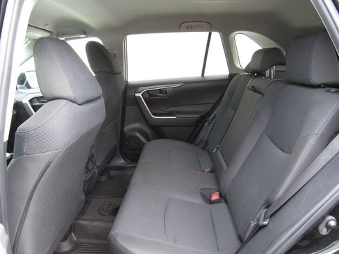 Certified 2024 Toyota RAV4 LE AWD/4WD image 14