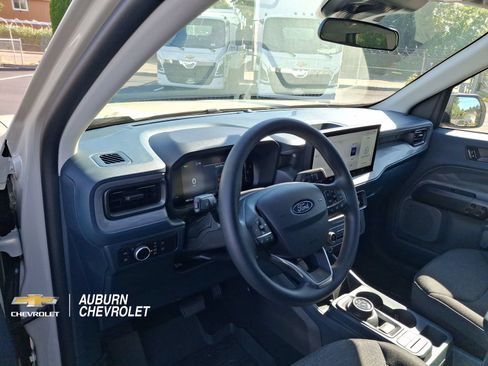 Used 2025 Ford Maverick XL FWD image 16