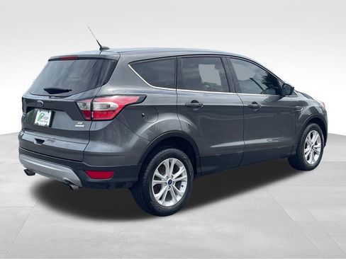 Used 2017 Ford Escape SE FWD image 8